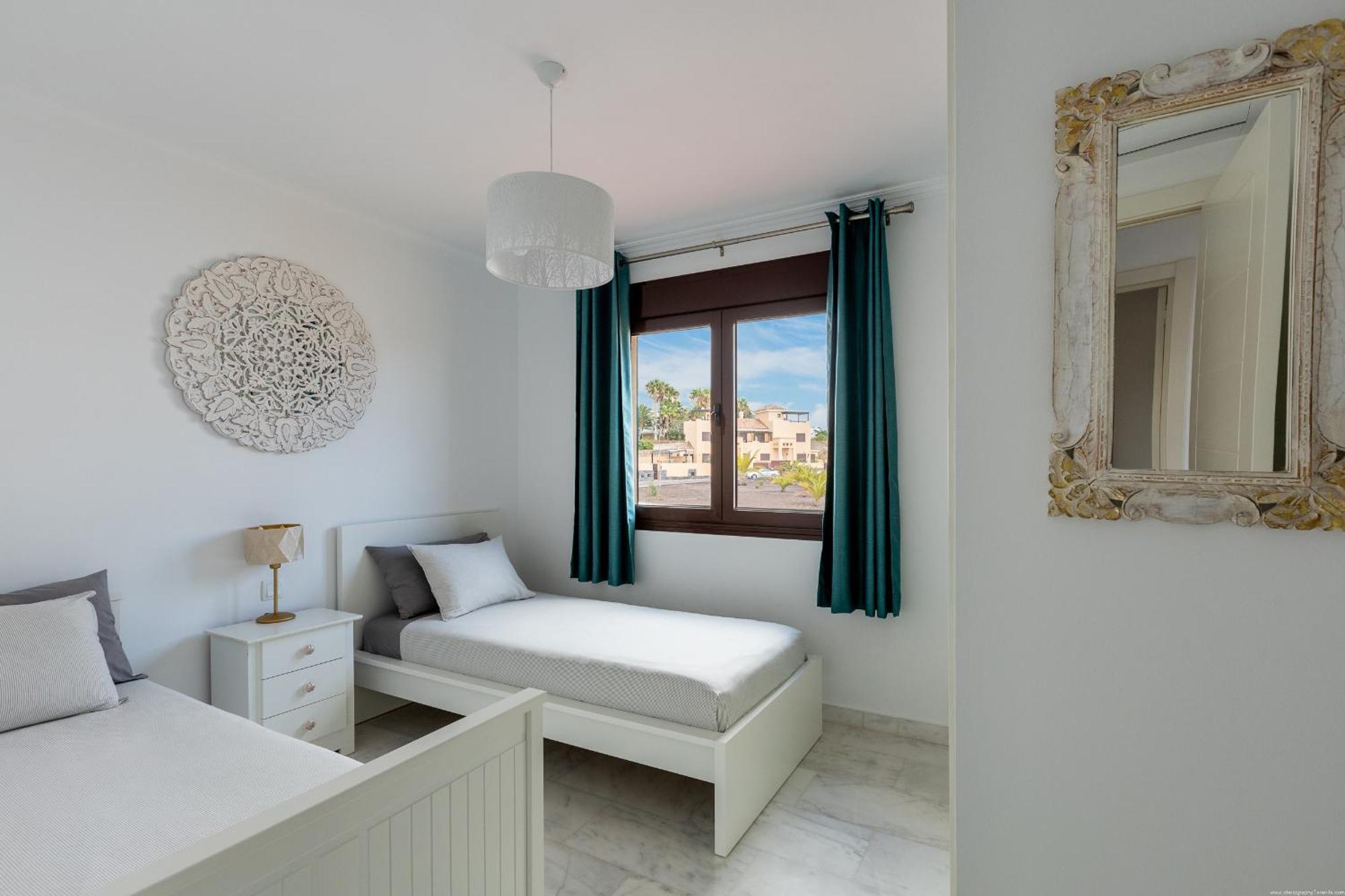Villa With 4 Bedrooms And Private Heated Pool Сан Мигель Экстерьер фото